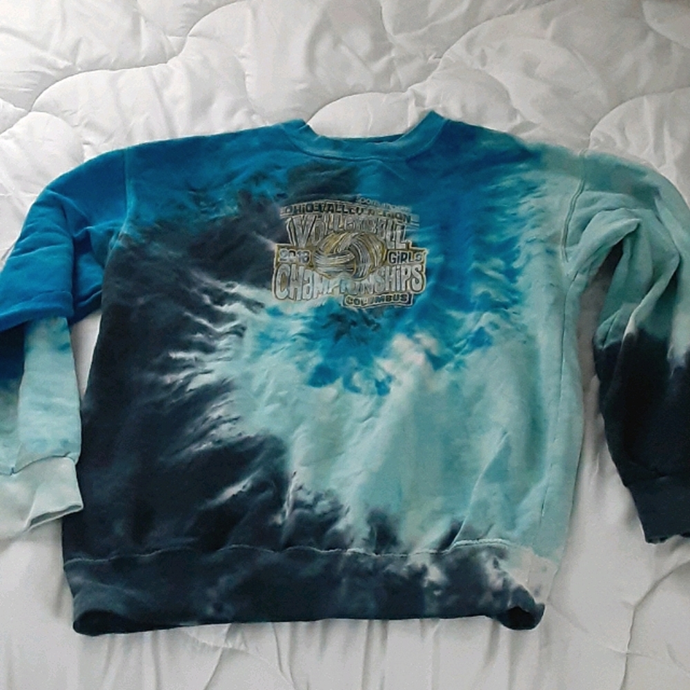 Tie dye crew neck long sleeve
